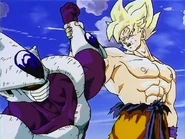 Goku deteniendo el golpe de Coola.