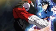 DBS 110 3.png (2,86 MB) Goku esquivando los golpes de Jiren con la Doctrina egoísta.