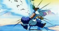 Vegeta asesinando a Zarbon con una onda de ki en el pecho.