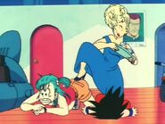 Panchy aplasta a bulma