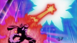 Os ataques de Goku e Bergamo se chocam