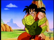 Saibaimen atacando a Yamcha