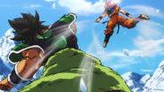 Broly vs. Goku SSG 3