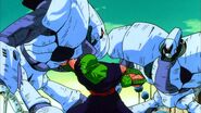 Piccolo contra los soldados robóticos