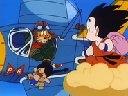 El Capitan Yellow sorprendido al ver a Goku
