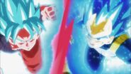 Vegeeta Super Saiyan Dios Super Saiyan Evolución y Son Goku.