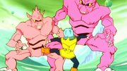 Zakuro et raichi devant Bulma.png