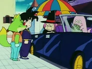 Konkichi conoce a Uranai Baba y Obake