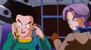 Goten falando com sua namorada