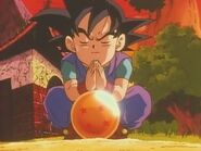 Son Goku Jr. pidiéndole un deseo a la Esfera del Dragón de Cuatro Estrellas