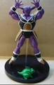 Posing Figure series Captain Ginyu figurine with Namekian frog