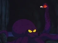 El Gran Pulpo confiado ante Goku.