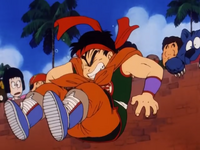 Jackie Chun sconfigge Yamcha