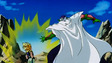 Piccolo accablé par Gotenks.png