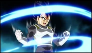 Vegeta se transformando em Super Saiyajin Deus Super Saiyajin