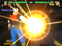 Киборг 17 заряжает Фотонную Вспышку в "Budokai Tenkaichi 3"