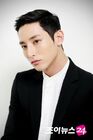 Lee Soo Hyuk12