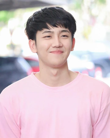 Title Kirati Puangmalee Drama Wiki Fandom ดุ๊กดิ๊ก), lahir pada 1 oktober 2000) adalah seorang aktor berkebangsaan thailand. title kirati puangmalee drama wiki