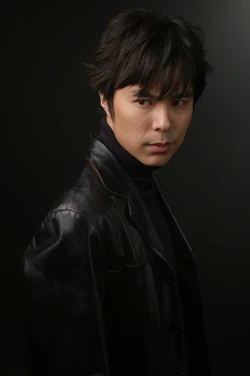 Lee Chang Yong 1977 000