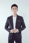 Qin Jun Jie-11.jpg (65 kB)