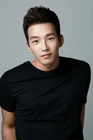 Go Yoon15.jpg (173 kB)