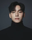 Bae Youn Kyu1.jpg (87 kB)