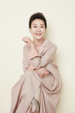 Yoon Suk Hwa10