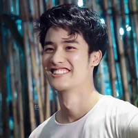 Tay Tawan Vihokratana Drama Wiki Fandom Dark blue kiss is the upcoming series connecting kiss me again, with pete (tay tawan vihokratana) and kao (new thitipoom techaapaikhun) in front and at the center. tay tawan vihokratana drama wiki fandom