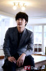 Yoon Sang Hyun32