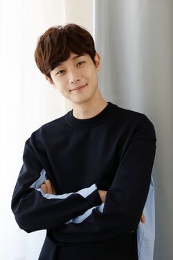 Choi Woo Shik34