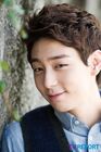 Hyun Woo35