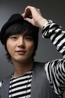 Yoon Si Yoon2