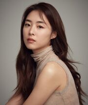 Lee Yeon-Hee-1988-p1