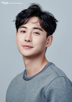 Choi Woo Hyuk-1993-13