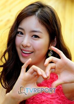 Han Ji Woo27