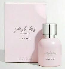 Hollister shop blushed perfume