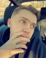 Corte de pelo Punz.png (357 kB) Punz con el pelo cortado