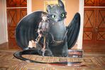 How-to-train-your-dragon-2-theater-standee-2