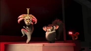 Madagascar3-disneyscreencaps.com-1189.jpg (229 KB)