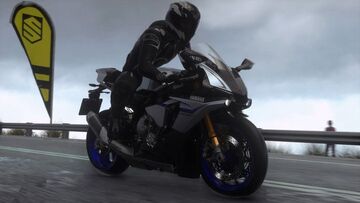 Yamaha r1m black hotsell