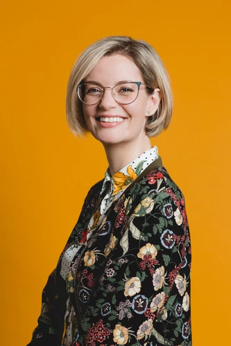 Siobhan Thompson | Dropout Wiki | Fandom