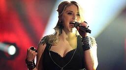 Beatrice-egli-singt-ich-lebe-dsds-2013-halbfinale.jpg