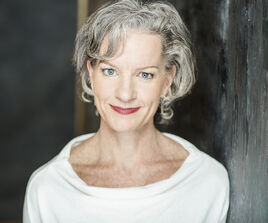 Tracey Hoyt