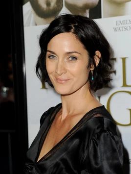 Carrie-Anne Moss Dubbing Wikia Fandom