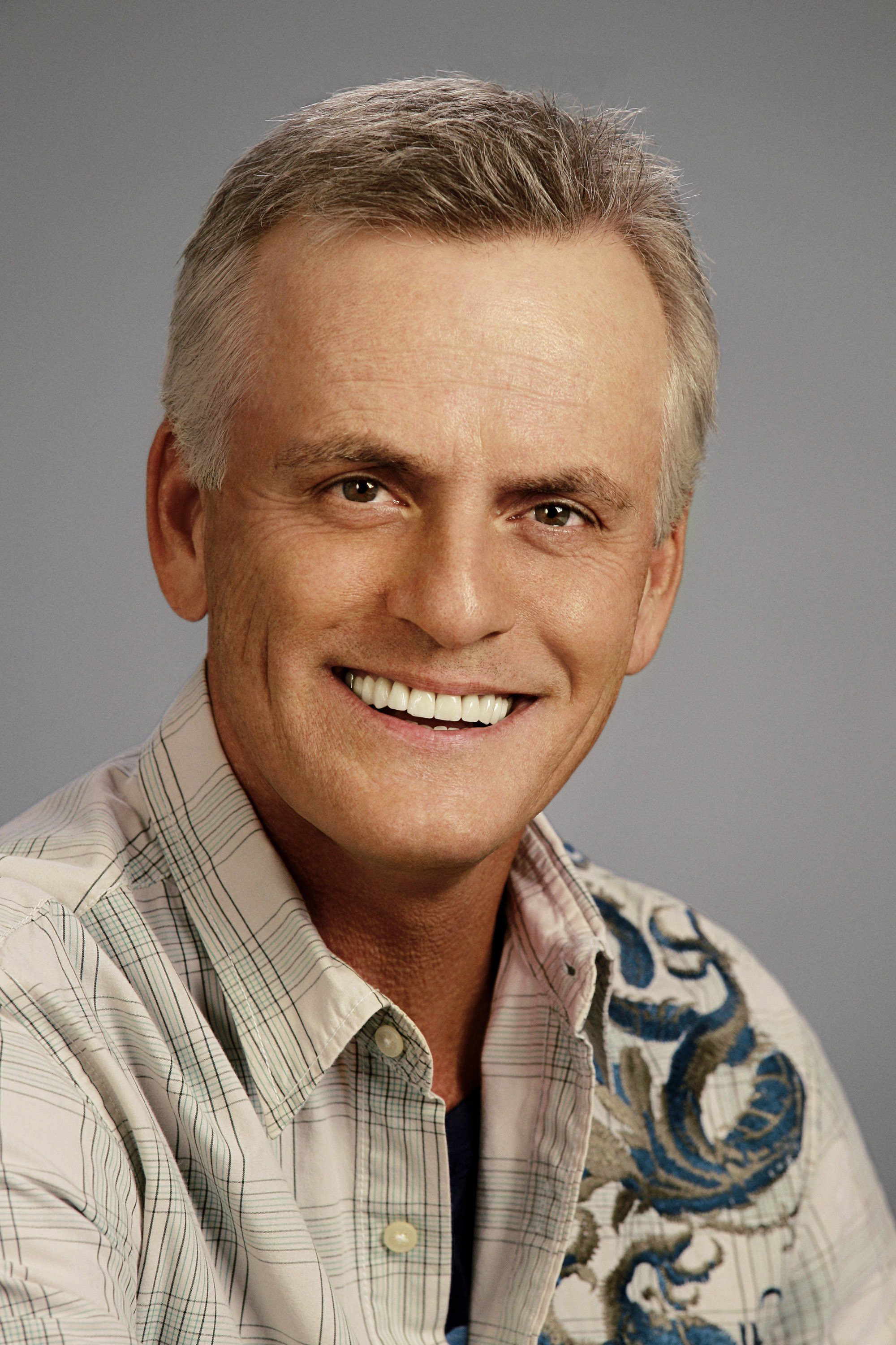 ✓ Rob Paulsen - Voice Actor