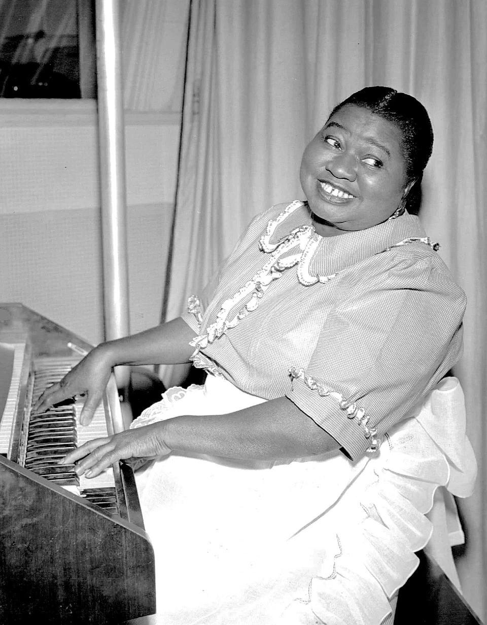 Hattie McDaniel | Dublapédia | Fandom, image size:960x1230