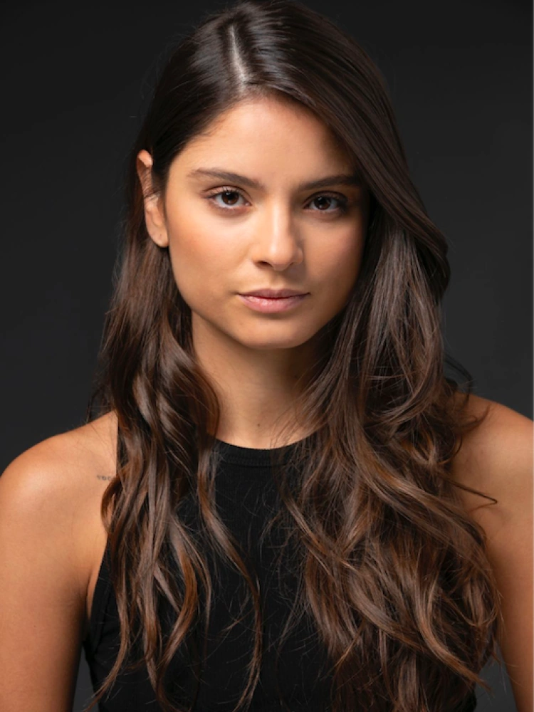 Ariana Saavedra | Dublapédia | Fandom