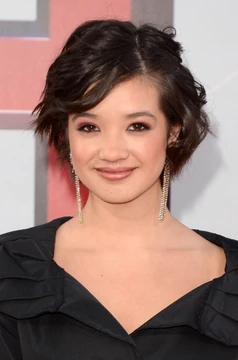 Peyton Elizabeth Lee | Dublapédia | Fandom