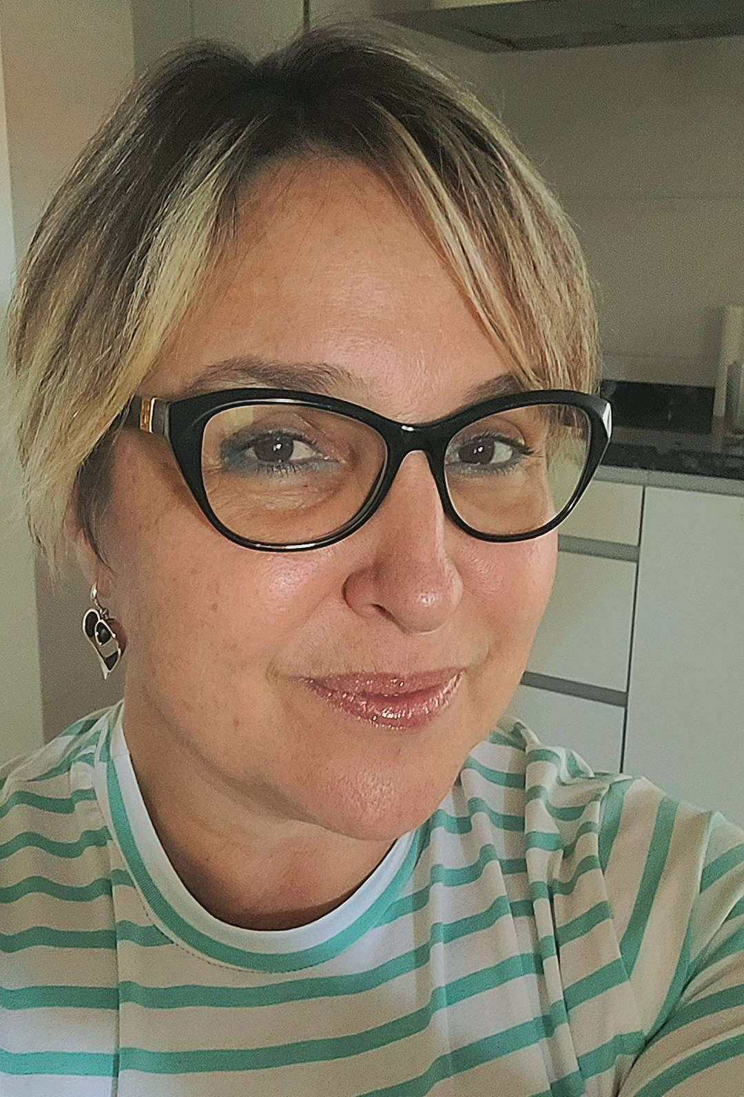 Leticia (@leituras_deamoresombra) • Instagram photos and videos, image size:1080x1592