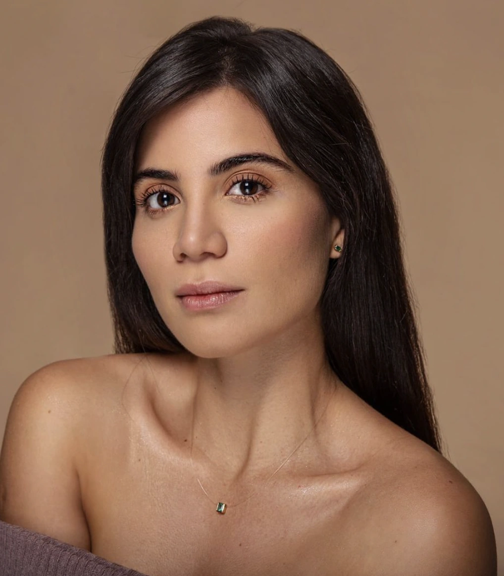 Cinthia Aparicio Dublapédia Fandom